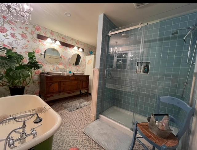 The Hazelhouse Bed & Breakfast *